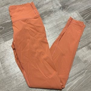 lululemon wunder under